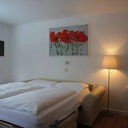 7 Bed and Breakfast 3*