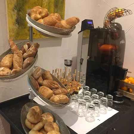 Bed & Breakfast 7 3*